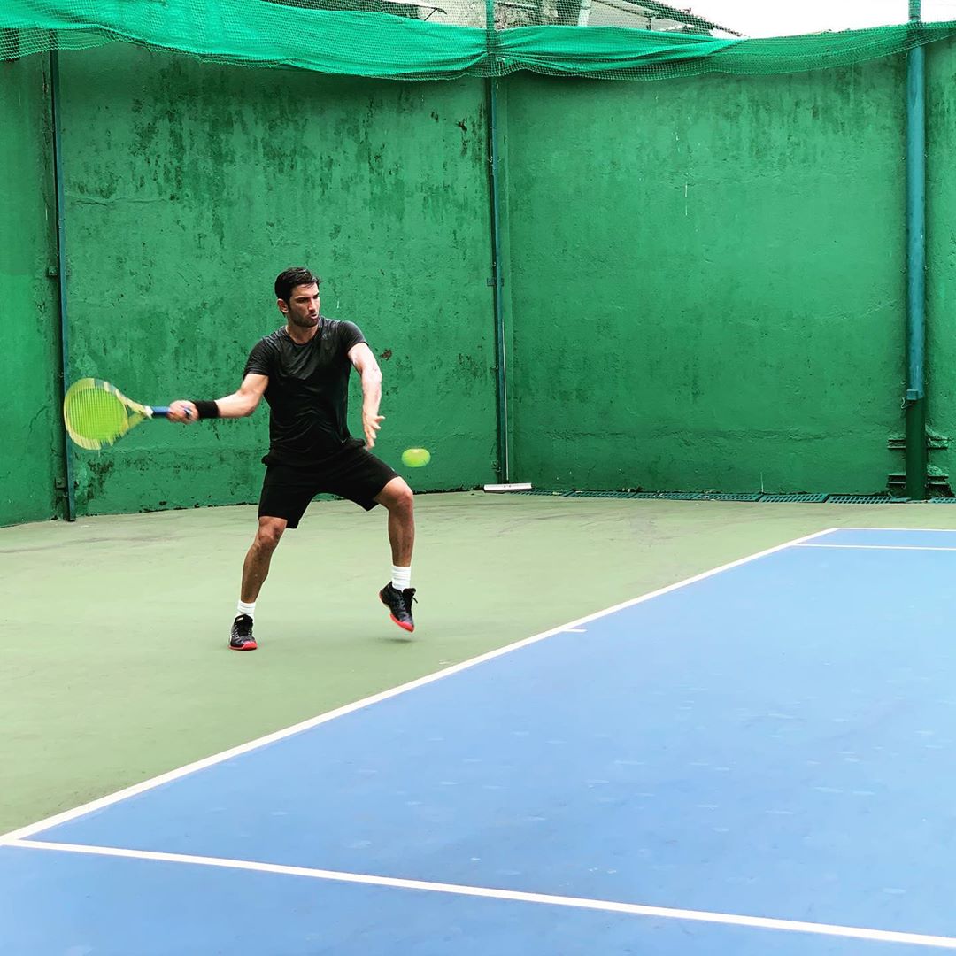 Sushant singh playing tennis