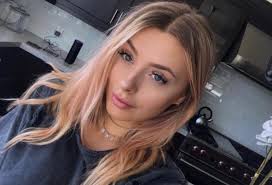 Net Worth of Corinna Kopf